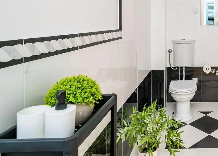 Laus Ii, Lovely In Old Town Dubrovnik