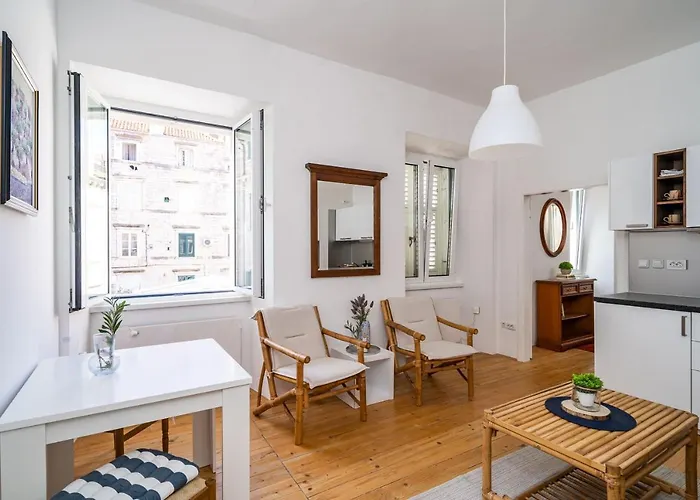 Laus Ii, Lovely In Old Town Apartamento Dubrovnik