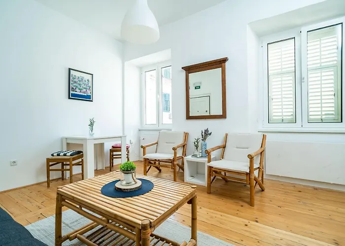 Laus Ii, Lovely In Old Town Apartamento Dubrovnik