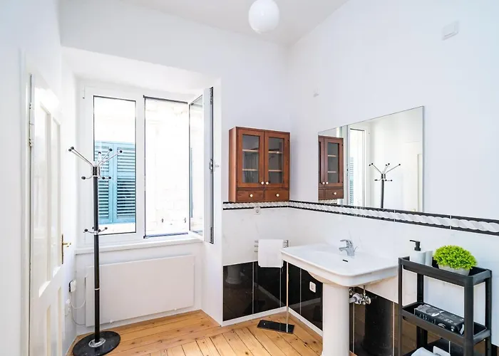 Laus Ii, Lovely In Old Town * Dubrovnik