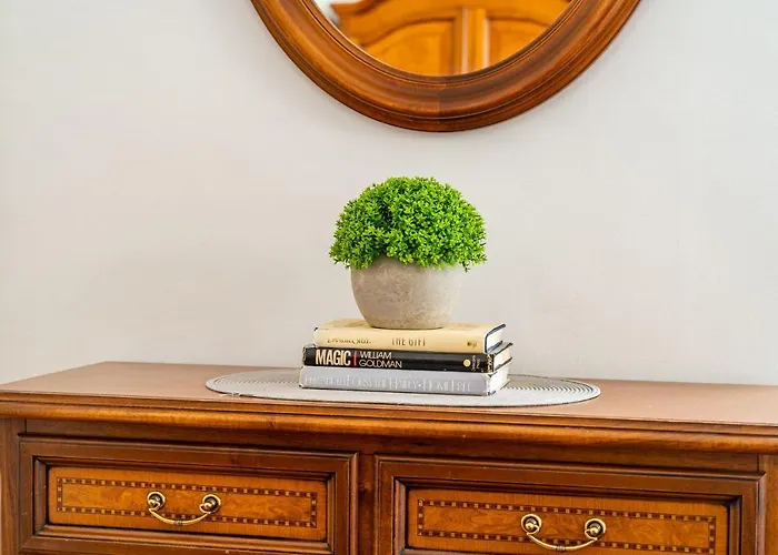 Laus Ii, Lovely In Old Town Apartamento